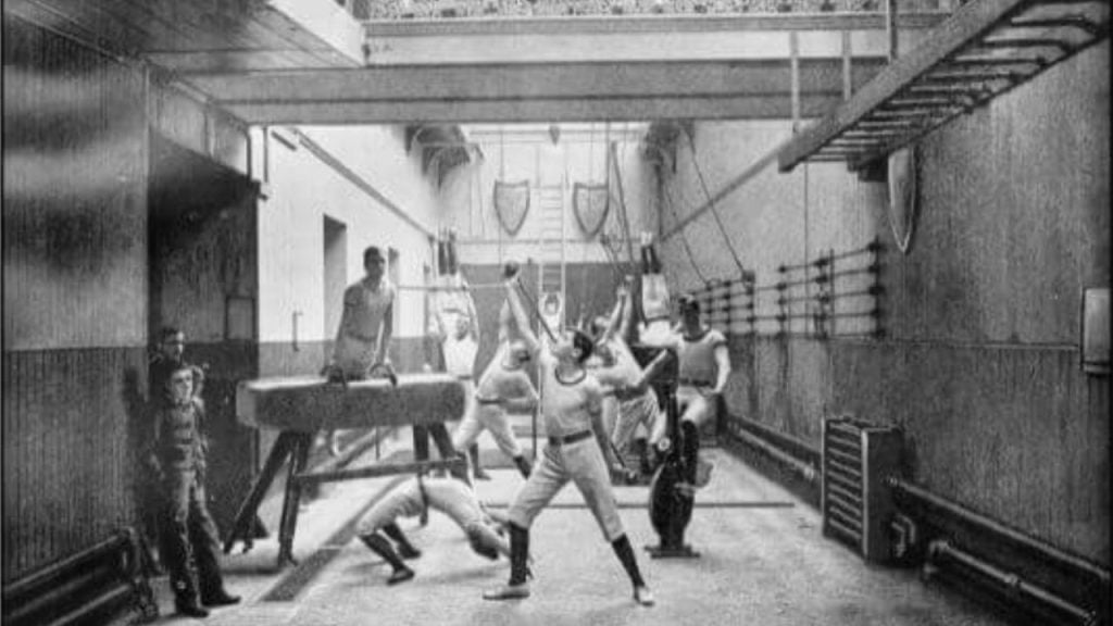 What Is Calisthenics? A Deep Dive Into the Discipline of Bodyweight Fitness 2 calisthenics history
