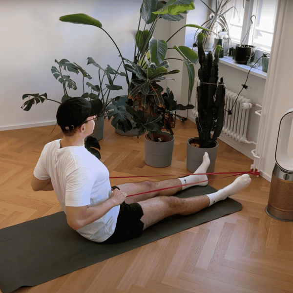 seated rows with resistance band