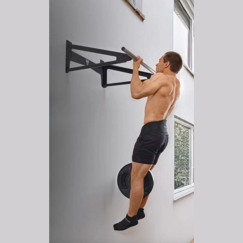 best outdoor pull up bar
